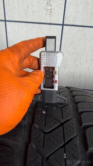 215/55 R17 zimné Pirelli - 2