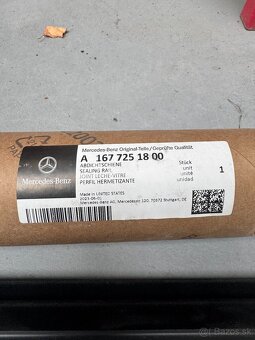 Mercedes GLE W167  tesnenie dverí predné pravé - 2