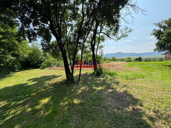 NA PREDAJ – pozemok v obci LUHYŇA - 2