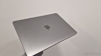 Predám MacBook Pro 13" M1 2020 8GB/256GB touchbar - 2