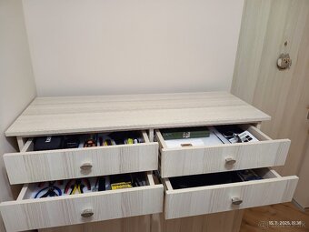 Komoda so šuflíkmi - 2