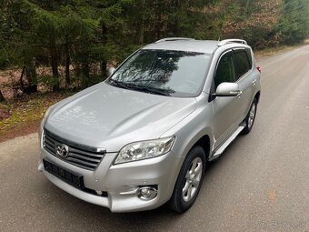 Toyota RAV4 2.2D-4D 4x4 - 2