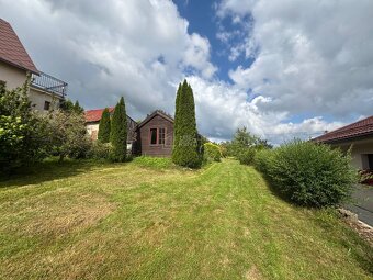 Predaj nádherného stavebného pozemku so záhradným domčekom v - 2