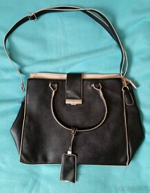 Dámske kabelky, cena za ku 4 € - 2