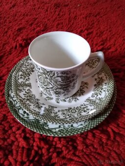 Predám porcelánovú kávovú súpravu. - 2