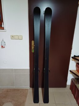 Predám lyže ATOMIC 175cm - 2