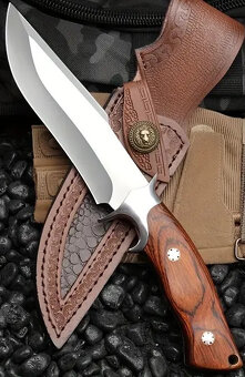 Nerezový lovecký nôž - 2