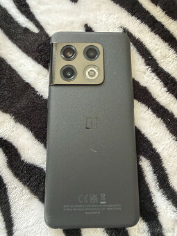 OnePlus 10 Pro – 128GB | 8GB RAM | Volcanic Black - 2