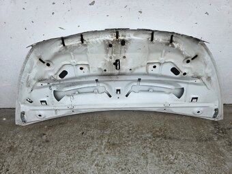 Renault Trafic 2019- kapota - 2