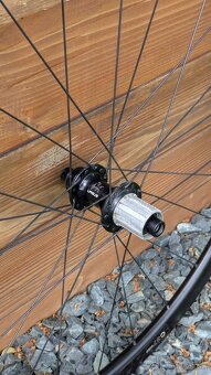 Karbónove kolesá URSUS C37 Disc - 2