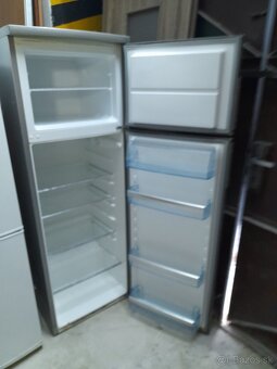 chladnička s mrazakom - 2