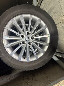 Trinity 5x112 R18 originál skoda kodiaq - 2