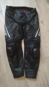 Predám kožené nohavice Dainese Delta 3 Long - 2