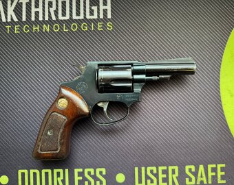 Predám revolver Taurus .38 Špeciál - 2