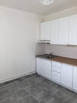 Na prenájom pekne rekonštruovaná garzonka na Vodnej ulici LR - 2