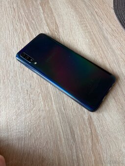 Samsung Galaxy A70 - 2