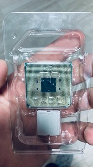 AMD Ryzen 7 5700X - 2