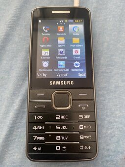 Samsung GT-S5611 - 2