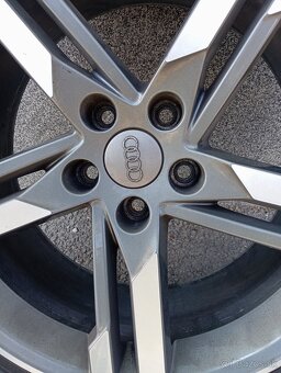 Sada diskov 5x112 r18 audi - 2