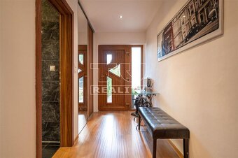 Rodinny dom pri potoku - 2