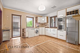 ALL INCLUSIVE | NA PREDAJ 5-IZBOVÝ RODINNÝ DOM , TVRDOŠOVCE - 2