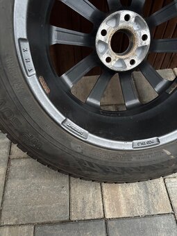 Elektróny Dezent + zimné pneumatiky Nokian (215/65 R17) - 2
