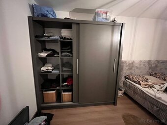 Predám nábytok - 2