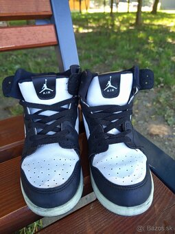 NIKE JORDAN - 2