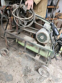 Vypratavame dom po starých rodičoch - 2