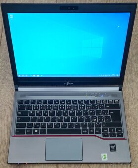 Notebook Fujitsu i5, 500GB SSD, 13,3" 12GB RAM - - 2
