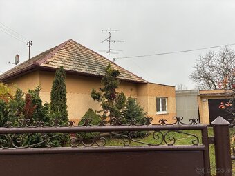 Rodinný dom 4.izbový + viničný domček s pozemkom - 2