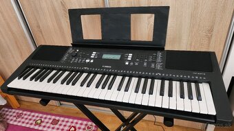 YAMAHA PSR - E373 - 2