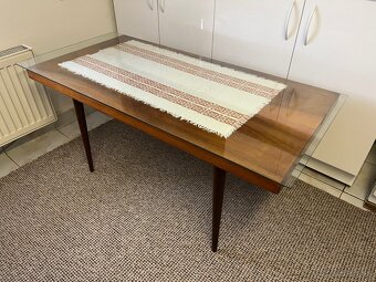 Predam stolik a kresla - 2