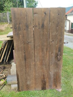 PREDAM STAROZITNE DVERE Z ROKU - 2