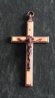 Historický náboženský kríž - 2