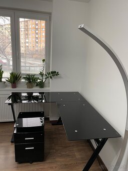 Sklenený pracovný stôl rohový - 2