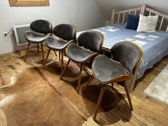 Predam designove stolicky jedalenske - 2