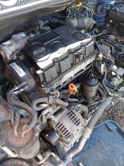 Rozpredam motor 1.9tdi 77kw BLS - 2