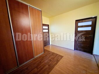 iba u nás na predaj 2 izb byt blízko centra mesta s 2 balkon - 2