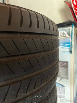 Predam letne pneu Bridgestone 274/45 a 305/40 R20 Runflat. - 2