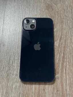 Predám iPhone 13 - 2
