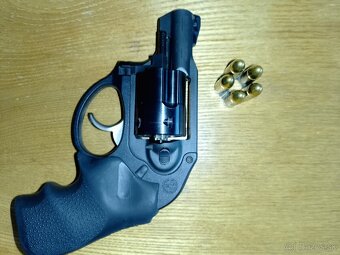 Ruger LCR 9x19 - 2