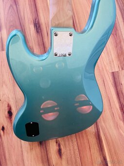 Jazz Bass. Fender - 2