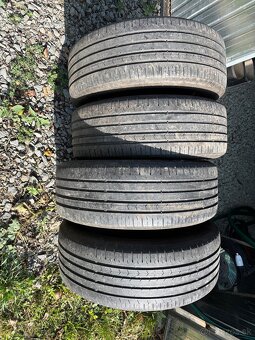 Pneu 225/60r17 - 2