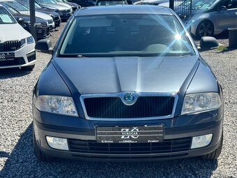 Škoda Octavia 1.6 Tour II - 2
