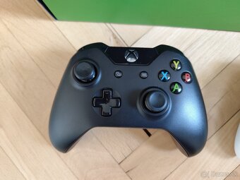 Predám Xbox Series X - 2