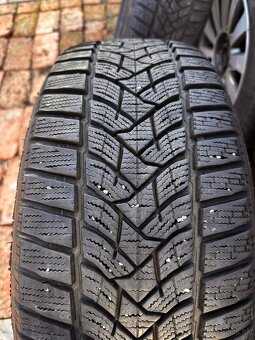 Dunlop winter sport 215/55 r17 - 2