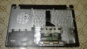 Asus notebooky na diely. - 2