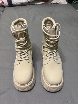 Damske členkové čižmy Sinsay - 2