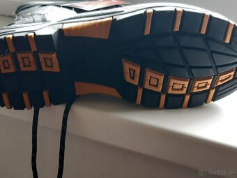 Pracovná obuv-nová - 2